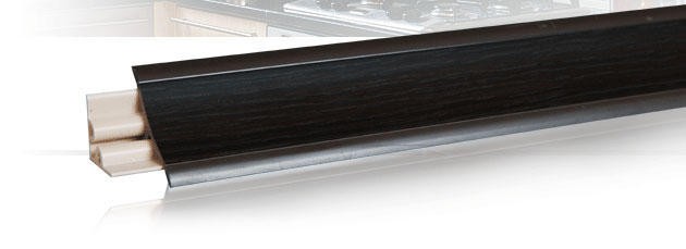 Плинтус "Венге" 3,0м LB-23-645 Korner